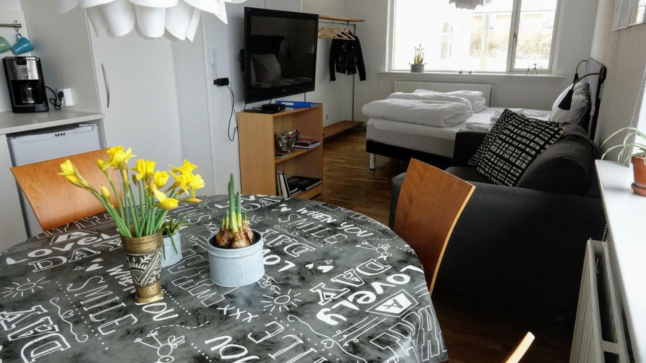 2 Rooms, Private Kitchen, Bathroom, And Garden. Орхус Экстерьер фото
